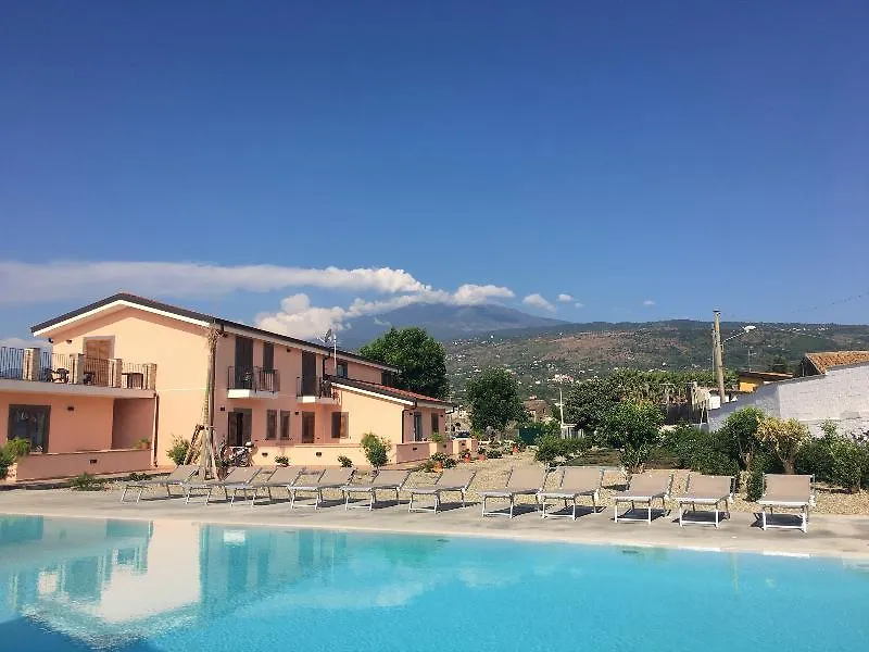 בית חווה טאורמינה Il Giardino Country Holiday With Pool