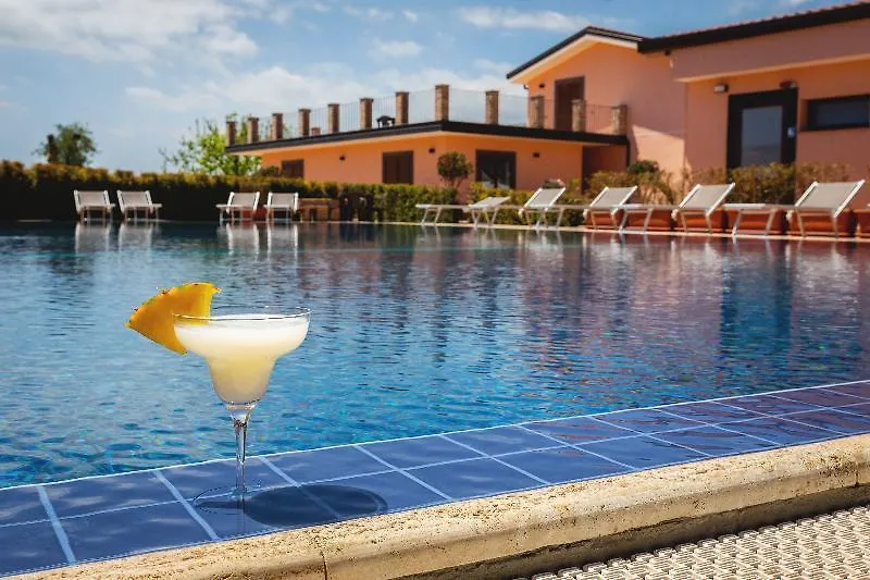 בית חווה טאורמינה Il Giardino Country Holiday With Pool